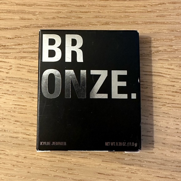 Kyle Cosmetics Pressed Bronzer - Color Tequila Tan NWT - Picture 3 of 3